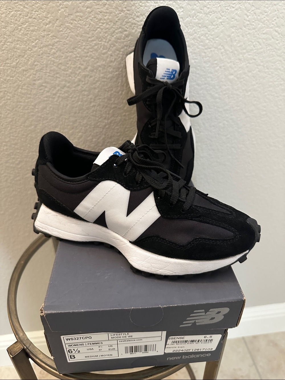 New Balance 327 Black and White Women’s Retro-Style Running Sneakers